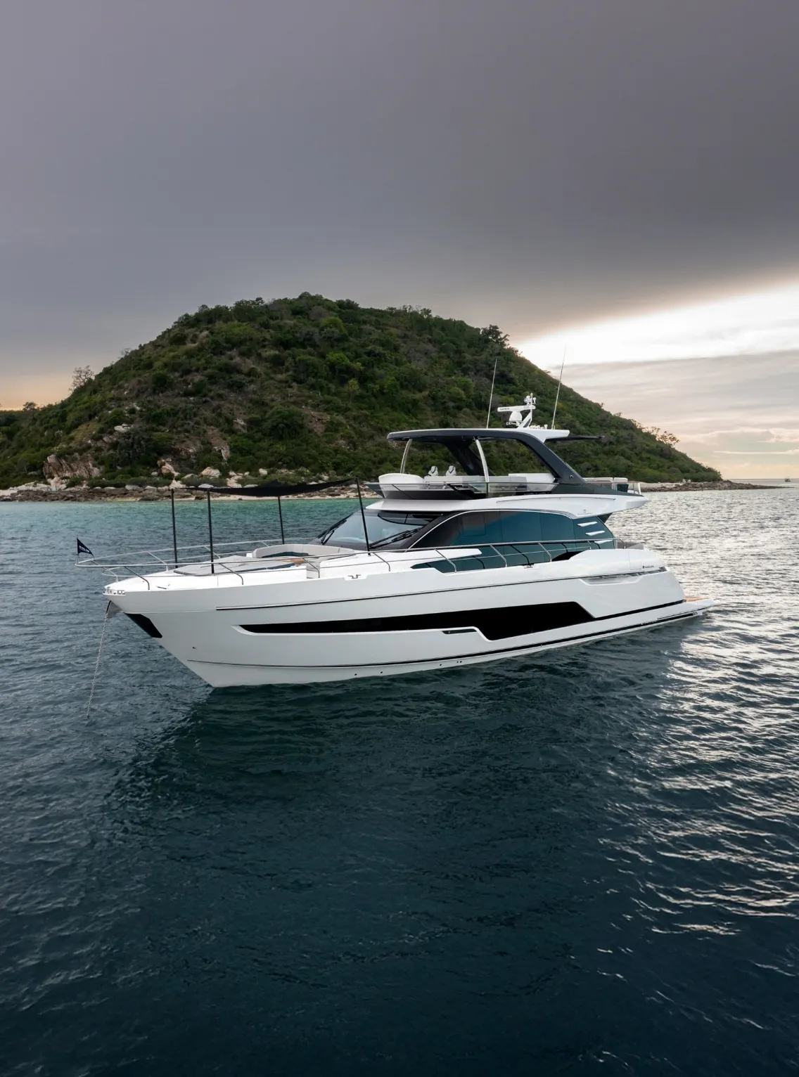 Jonkers yacht